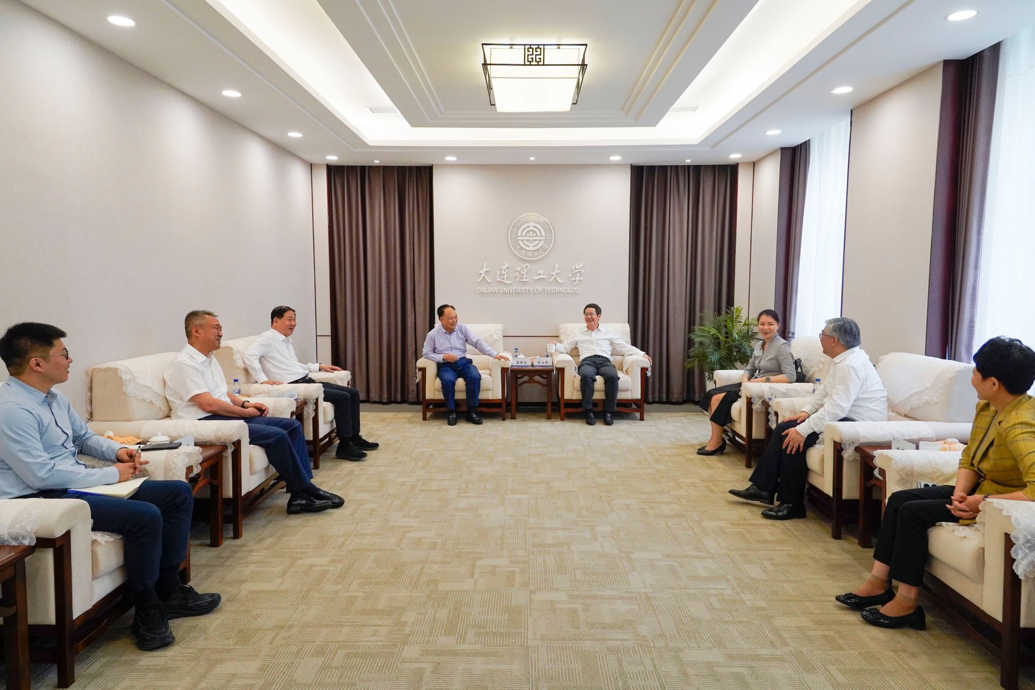【服務振興】遼寧省委常委、副省長張立林來校看望慰問蹇錫高院士