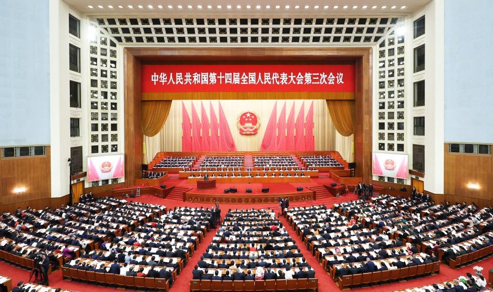 奮進正當時 大工師生熱議2025年全國兩會